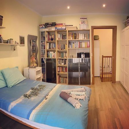 Jenniʻs Indipendent Tiny House Apartment Napoli Bagian luar foto